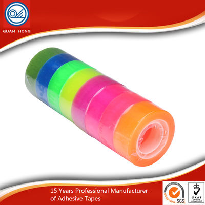 Китай Утлое BOPP напечатало упаковывая легковес ленты с акриловым прилипателем поставщик